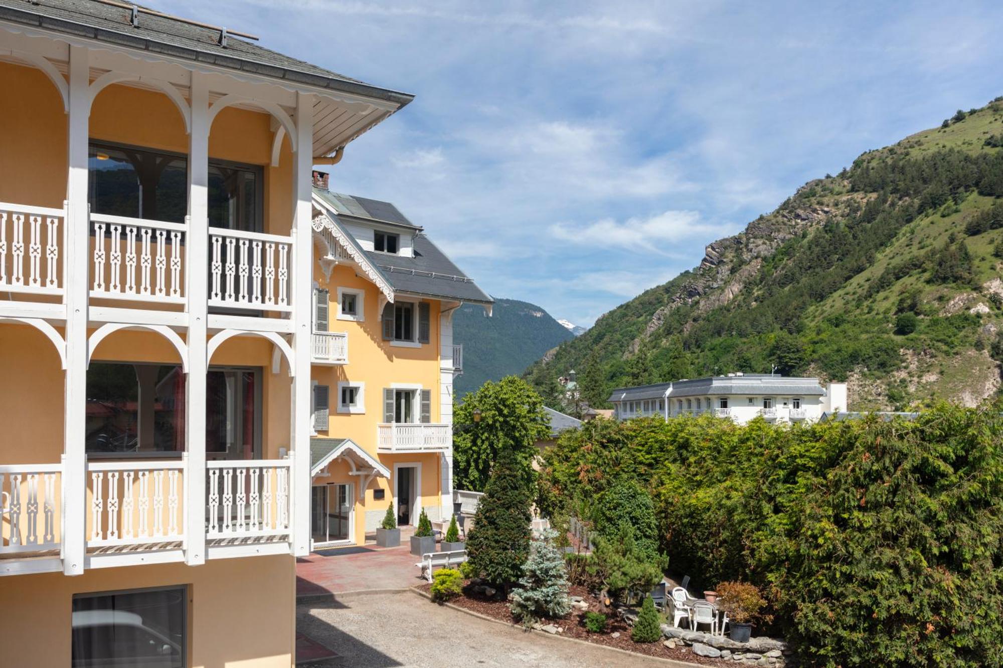 Hotel Le Belvedere Brides-les-Bains Exterior photo
