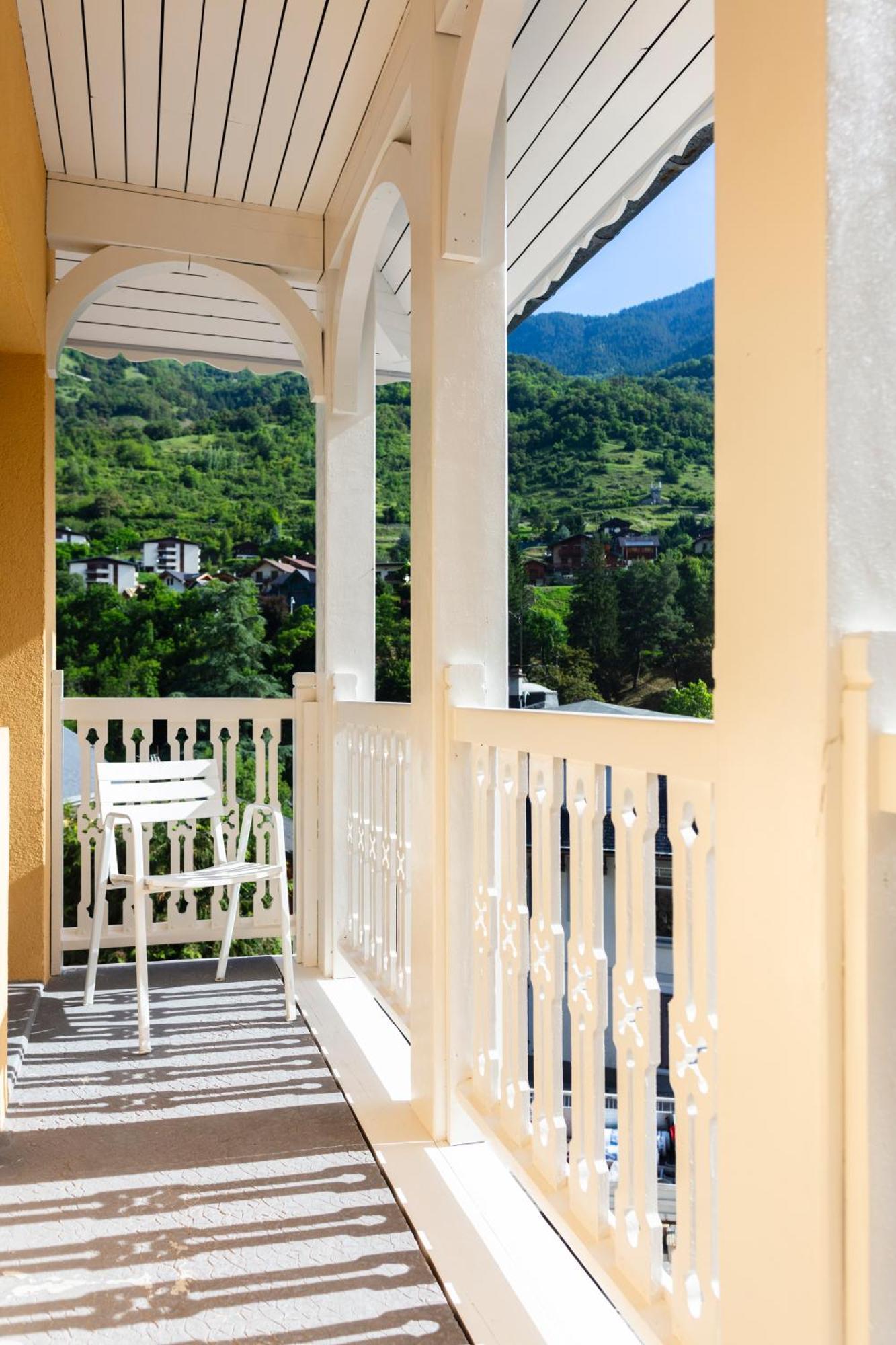 Hotel Le Belvedere Brides-les-Bains Exterior photo
