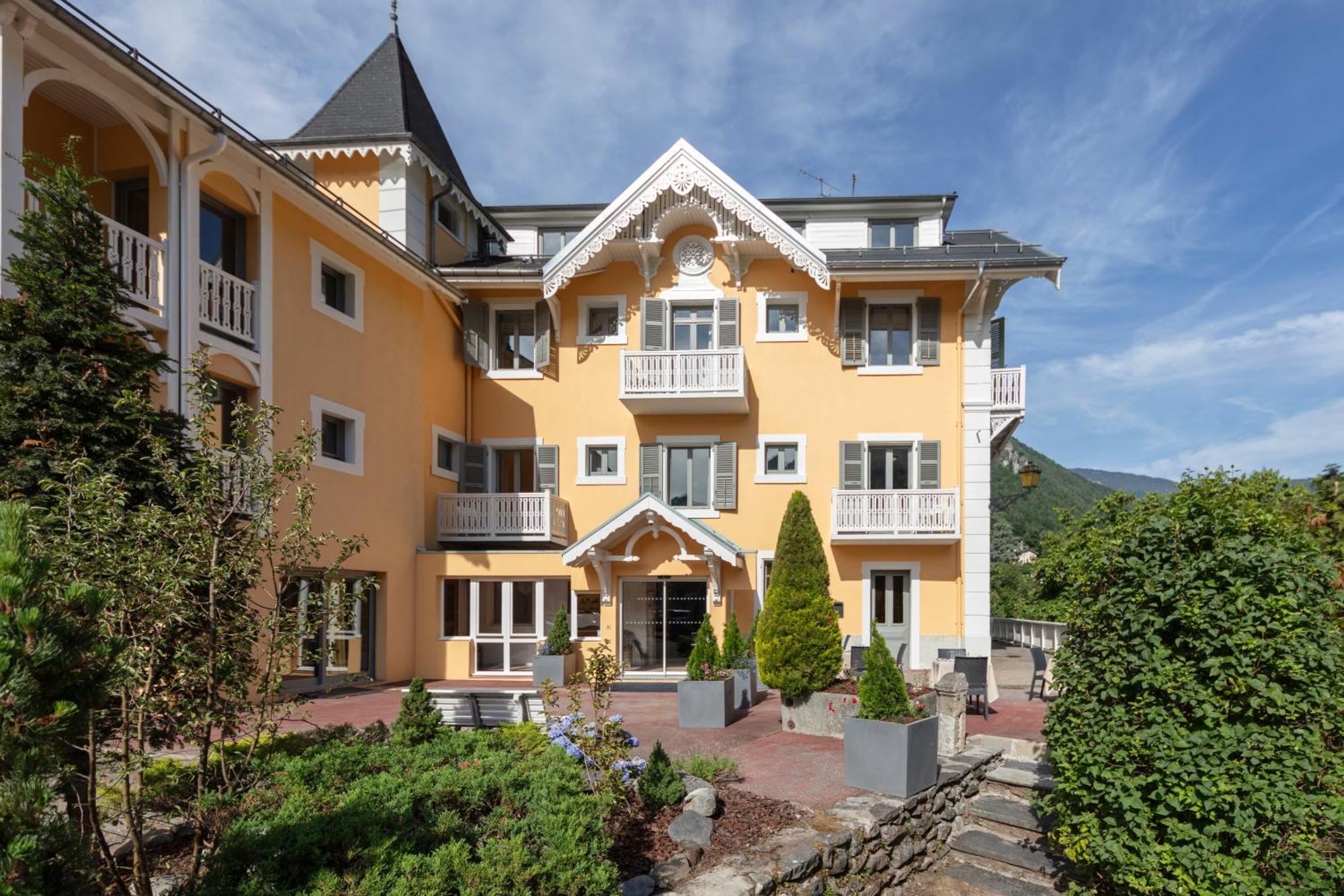 Hotel Le Belvedere Brides-les-Bains Exterior photo